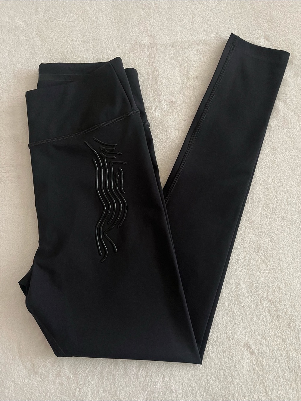 Gymshark Women’s Black High-Rise Performance Leggings M